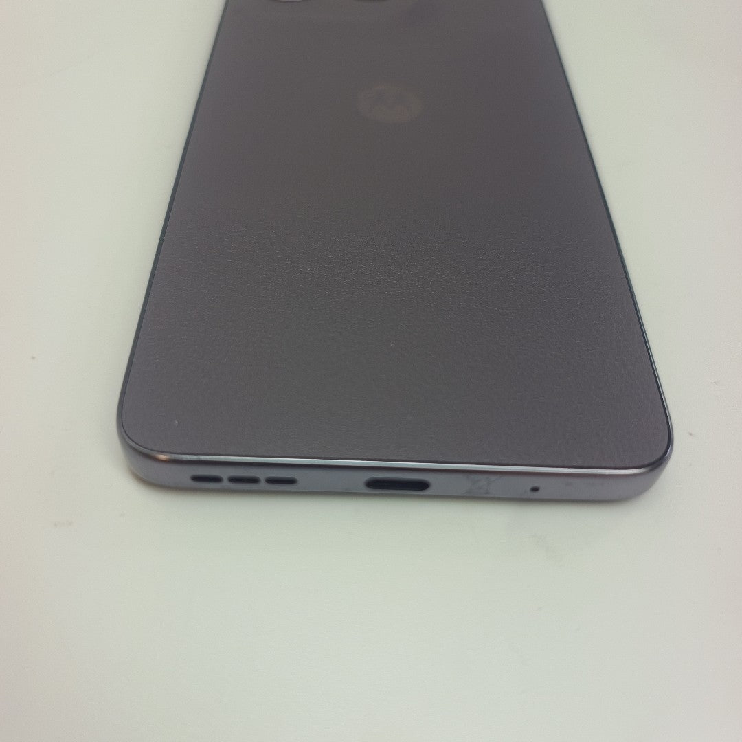 CELULAR MOTOROLA MOTO G15 XT2521-2 (2025) 256 GB 4 GB RAM (SEMINUEVO)