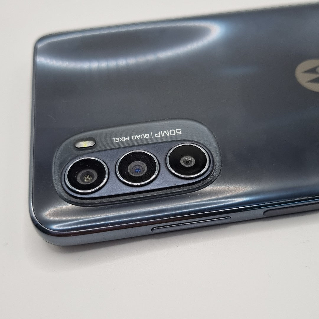 CELULAR MOTOROLA MOTO G52 XT2221-2 256 GB 6 GB RAM (SEMINUEVO)