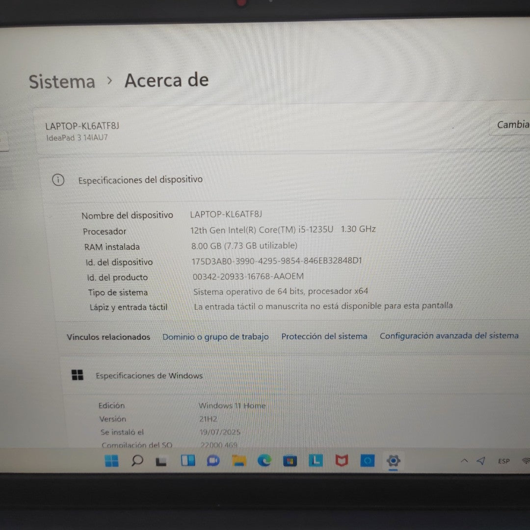 LAPTOP LENOVO IDEAPAD 3 14IAU7 (2022) 256 GB SSD 8 GB RAM (SEMINUEVO)