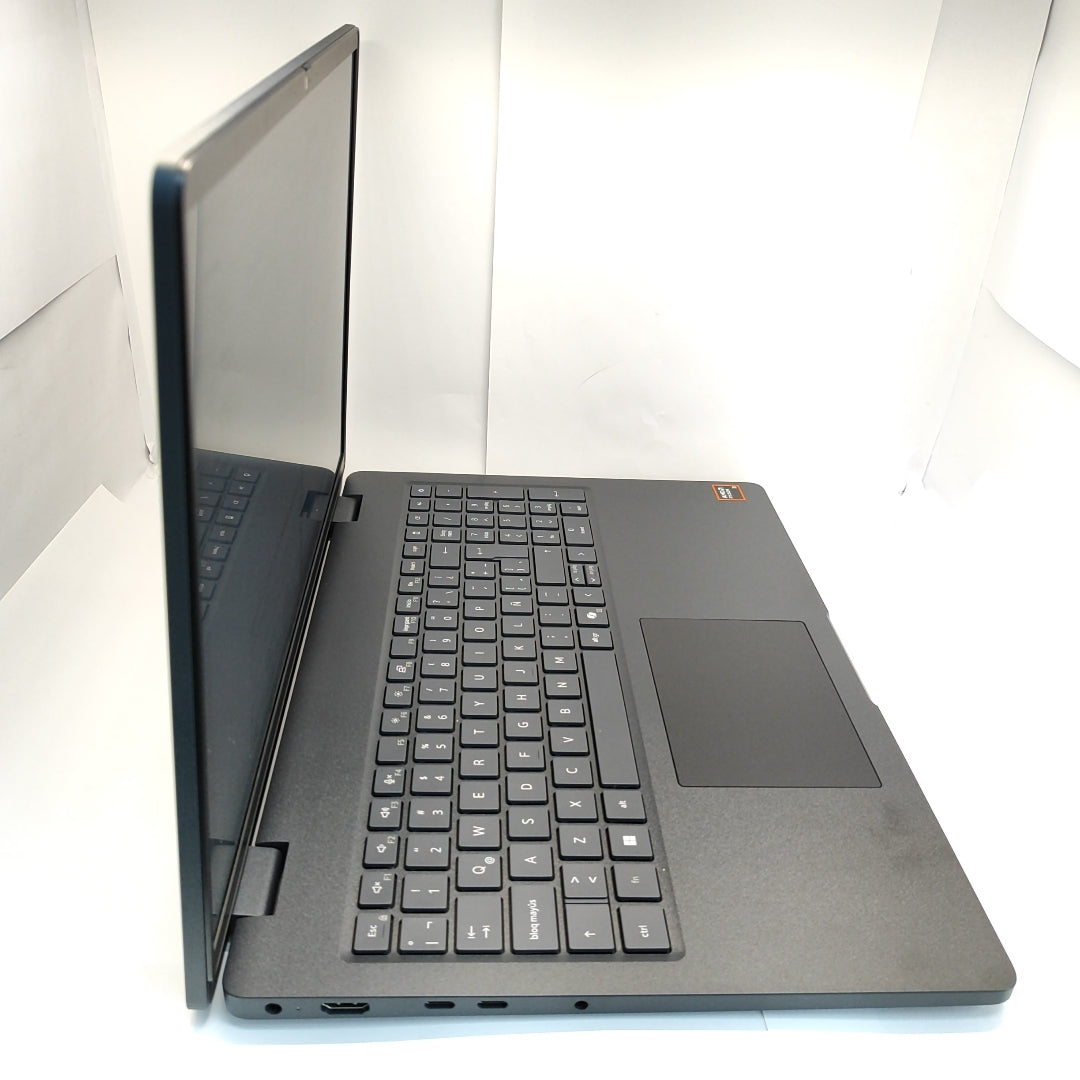 LAPTOP DELL PRO 16 (2025) 256 GB SSD 8 GB RAM (SEMINUEVO)