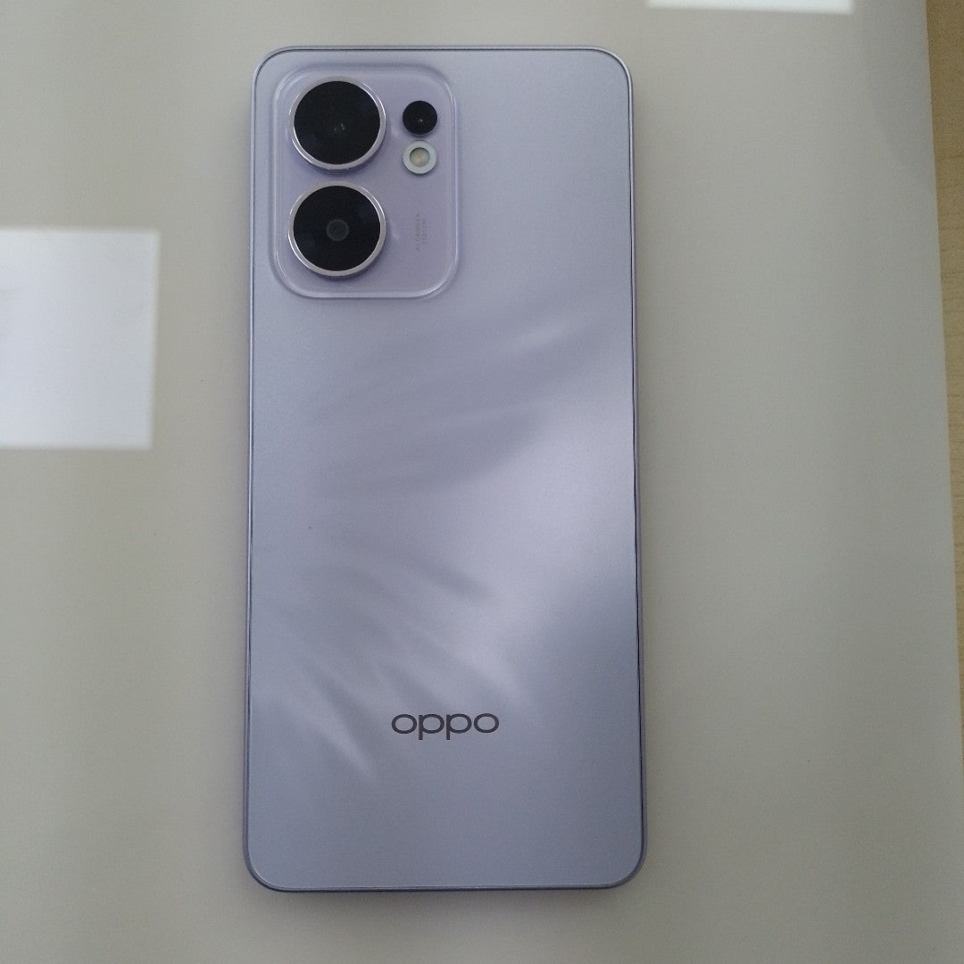 CELULAR OPPO  RENO 13F 5G CPH2699 (2025) 256 GB 12 GB RAM (SEMINUEVO)