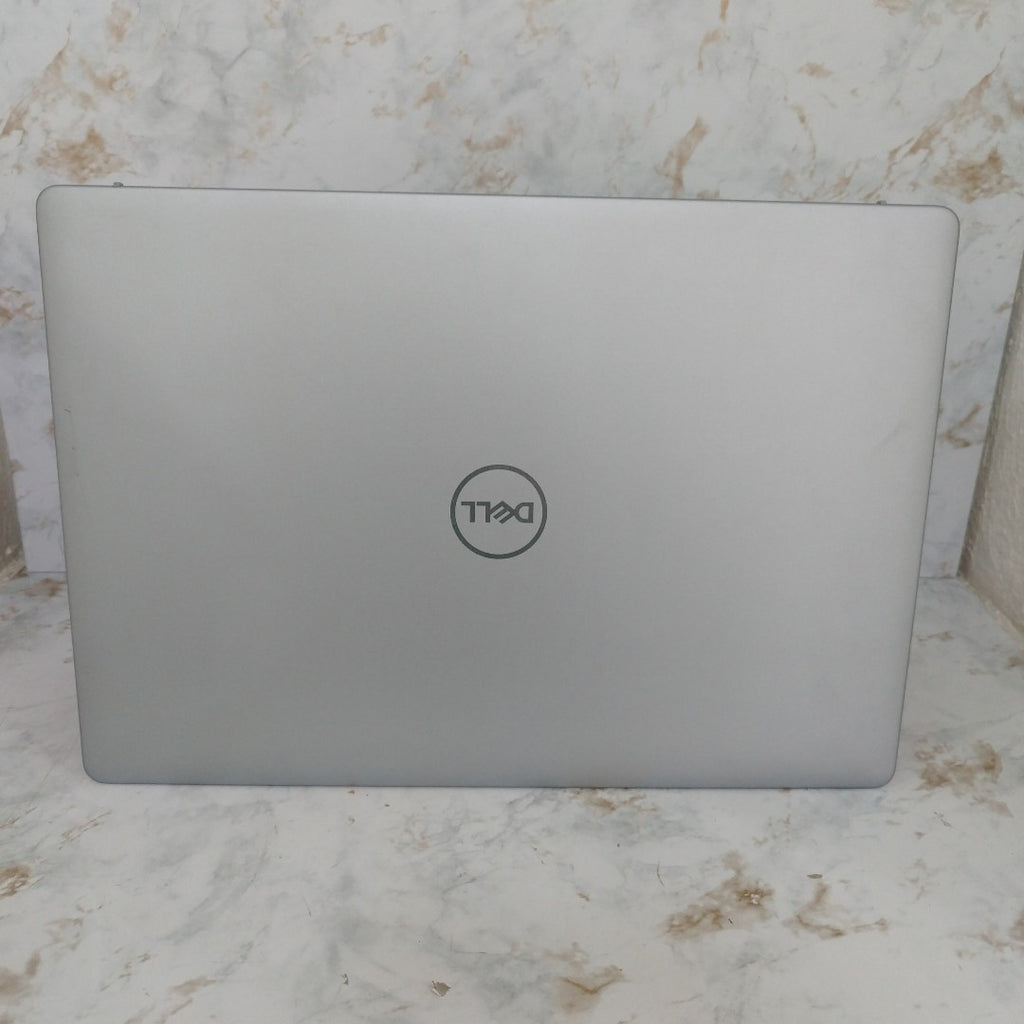 LAPTOP DELL INSPIRON 16 5640 (2024) 1 TB SSD 16 GB RAM (SEMINUEVO)