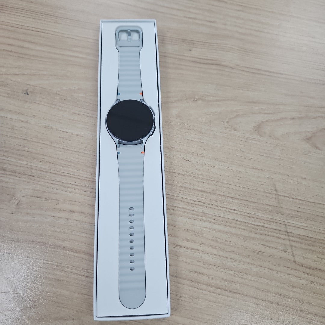 SMARTWATCH SAMSUNG GALAXY WATCH 7 SM-L310 44 MM GPS (SEMINUEVO)