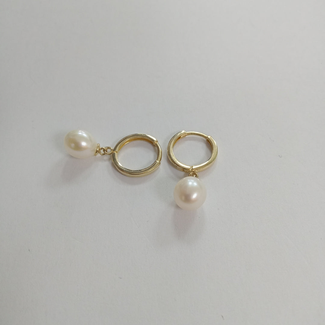 HUGGIES ORO 14K 2.5 (NUEVO)