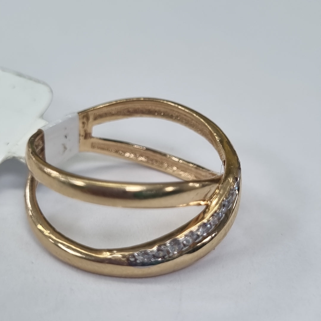 10001AND00060B1308 FRD5A ANILLO 3 HILOS CRUZADOS UNO CON CIRCONIA ORO 14K 3.2GRS (NUEVO)