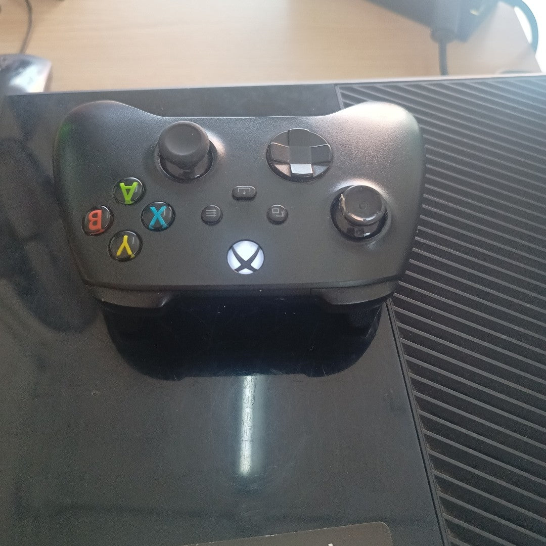 CONSOLA DE VIDEOJUEGO MICROSOFT XBOX ONE 500 GB  (SEMINUEVO)