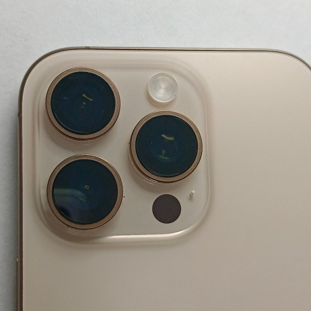 CELULAR APPLE IPHONE 16 PRO A3292 (2024) 256 GB 8 GB RAM (SEMINUEVO)