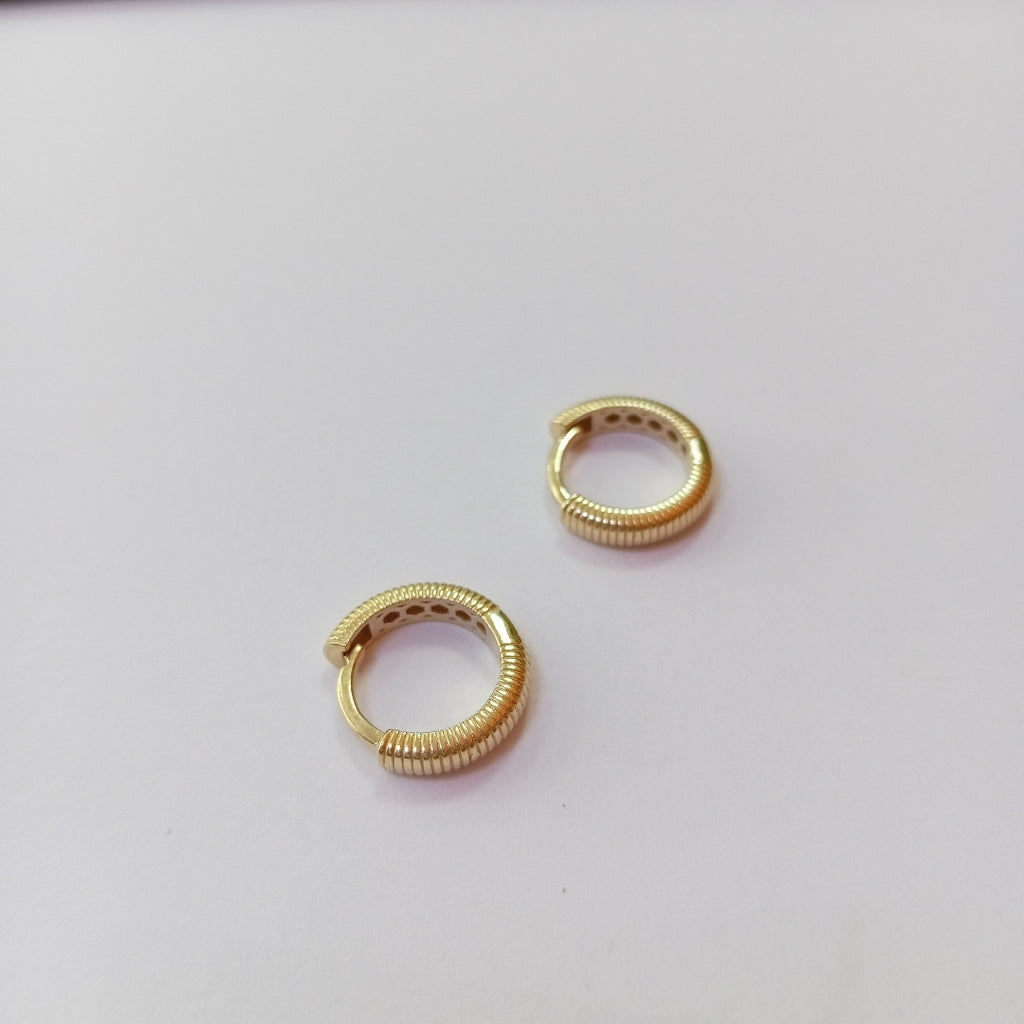 HUGGIES ORO 14K 2 (NUEVO)
