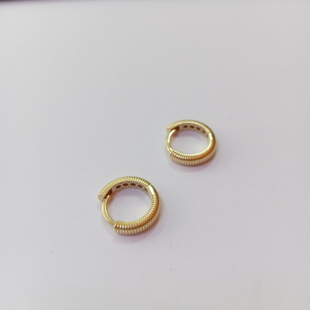 HUGGIES ORO 14K 2 (NUEVO)