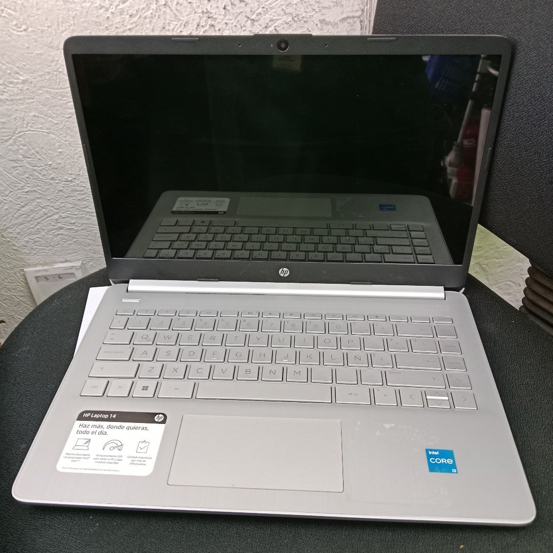 LAPTOP HP 14-DQ5007LA (2023) 512 GB SSD 16 GB RAM (SEMINUEVO)