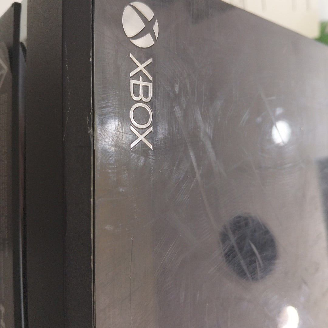 CONSOLA DE VIDEOJUEGO MICROSOFT XBOX ONE S 500 GB  (SEMINUEVO)