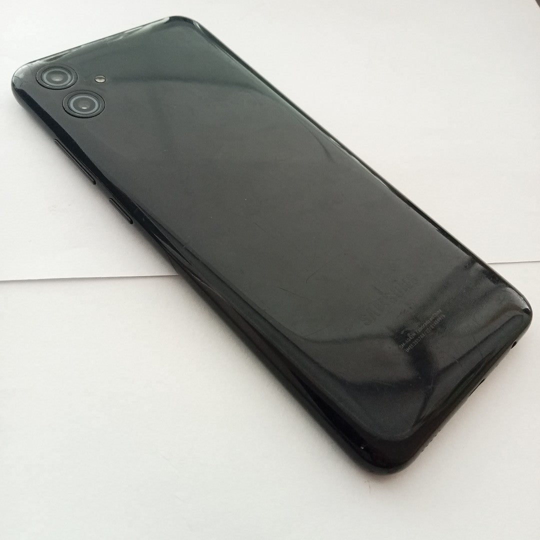 CELULAR SAMSUNG GALAXY A04E SM-A042M 32 GB 3 GB RAM (SEMINUEVO)