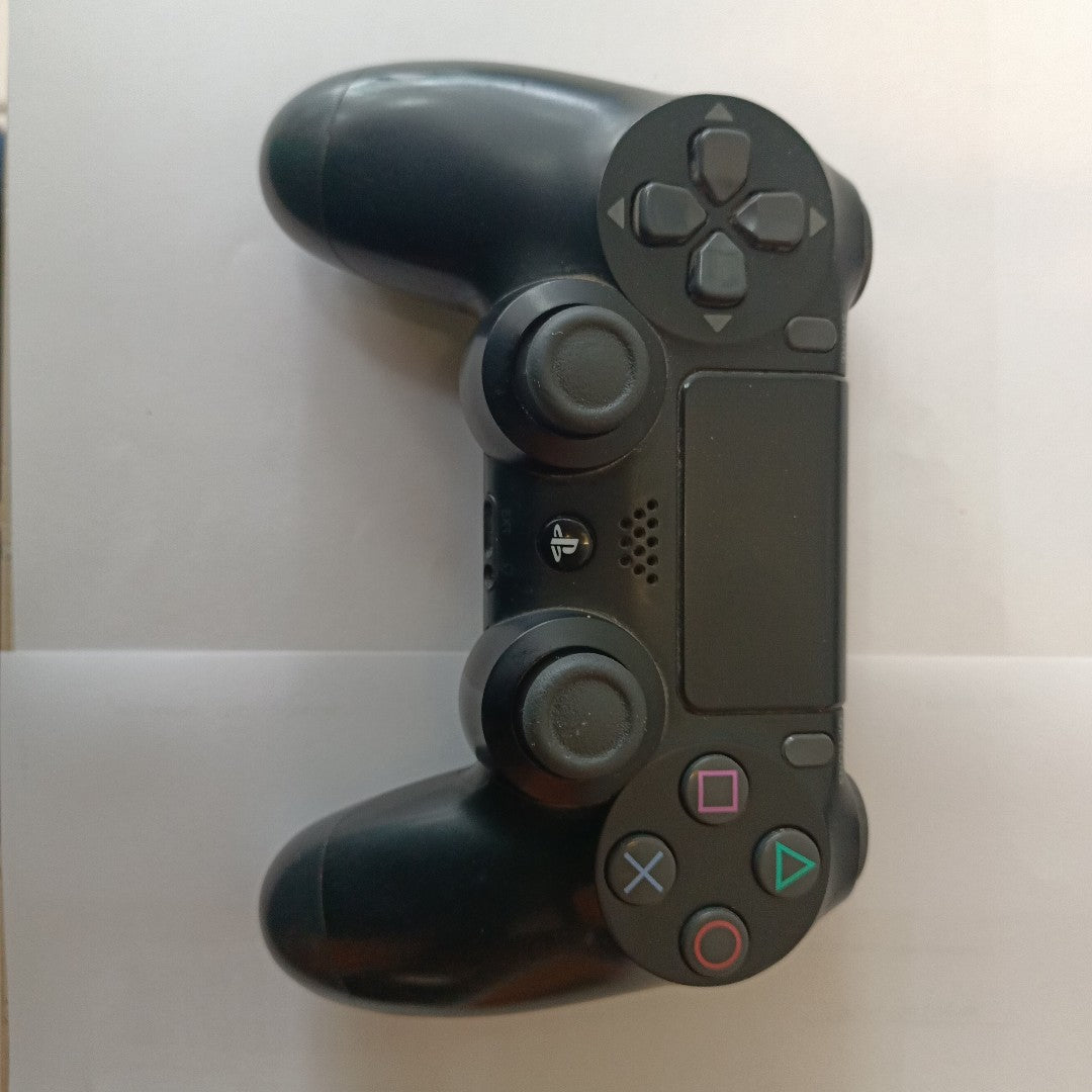 CONSOLA DE VIDEOJUEGO SONY PS4 1 TB (SEMINUEVO)