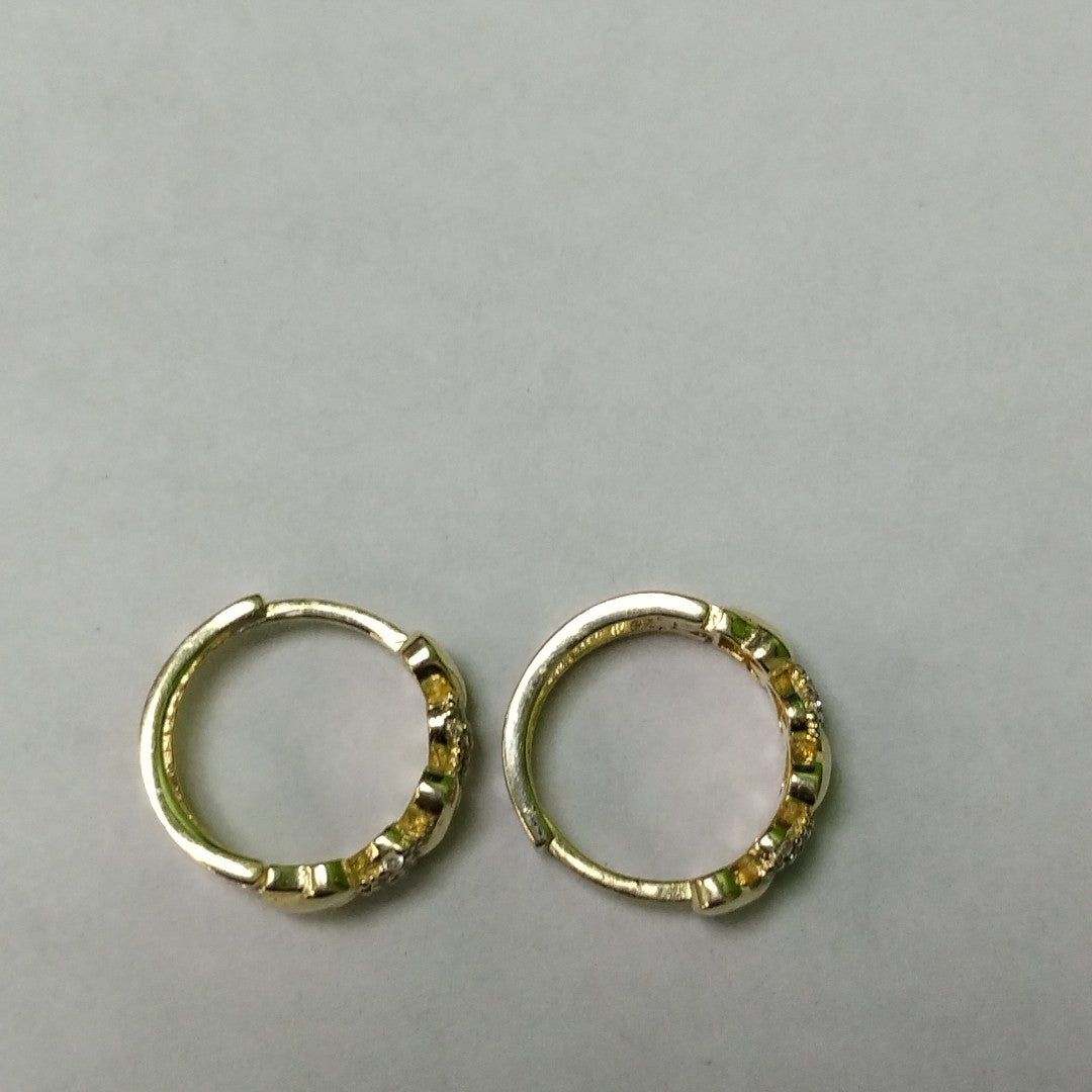 HUGGIES ORO 14K 2.7 (NUEVO)