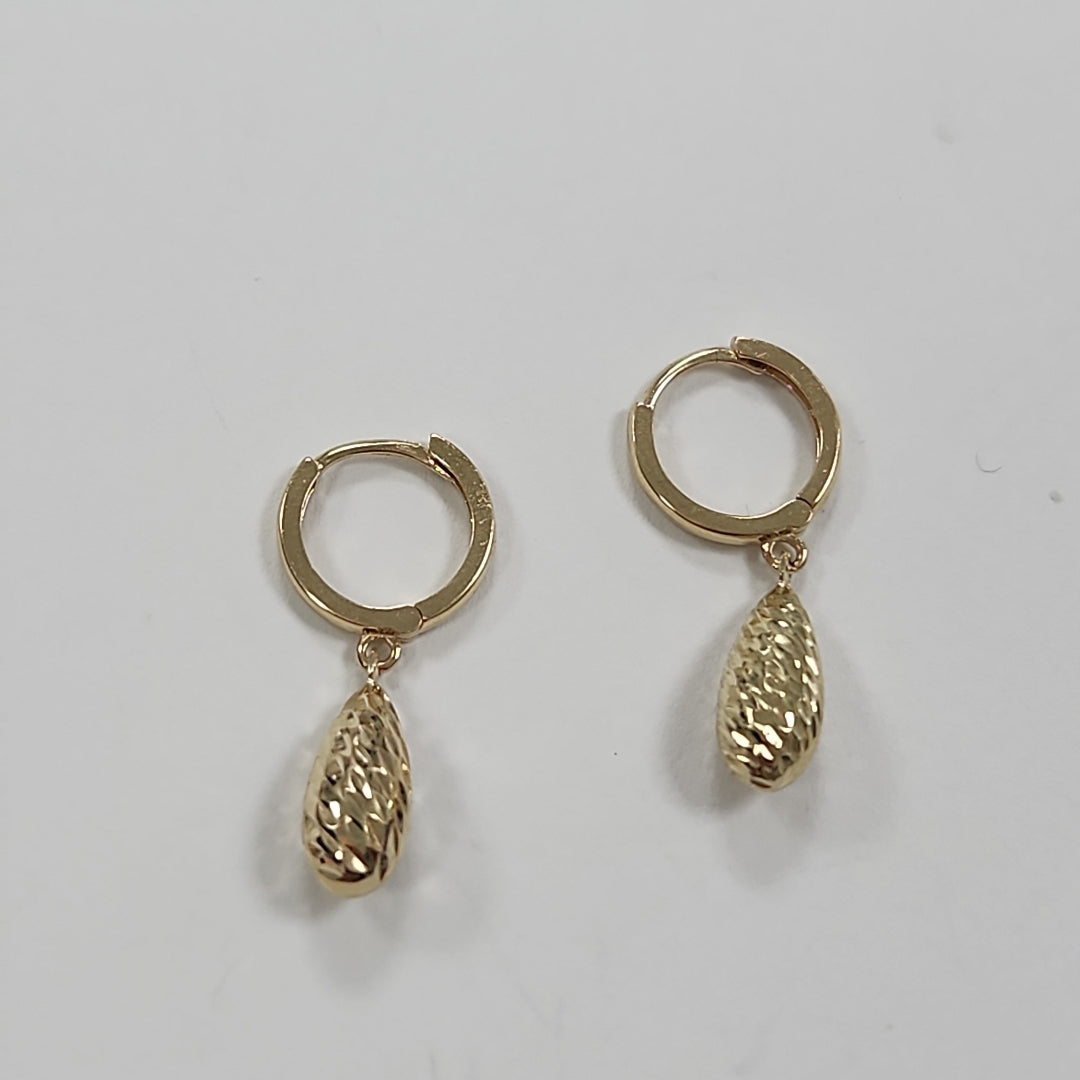 HUGGIES ORO 14K 1.4 (NUEVO)