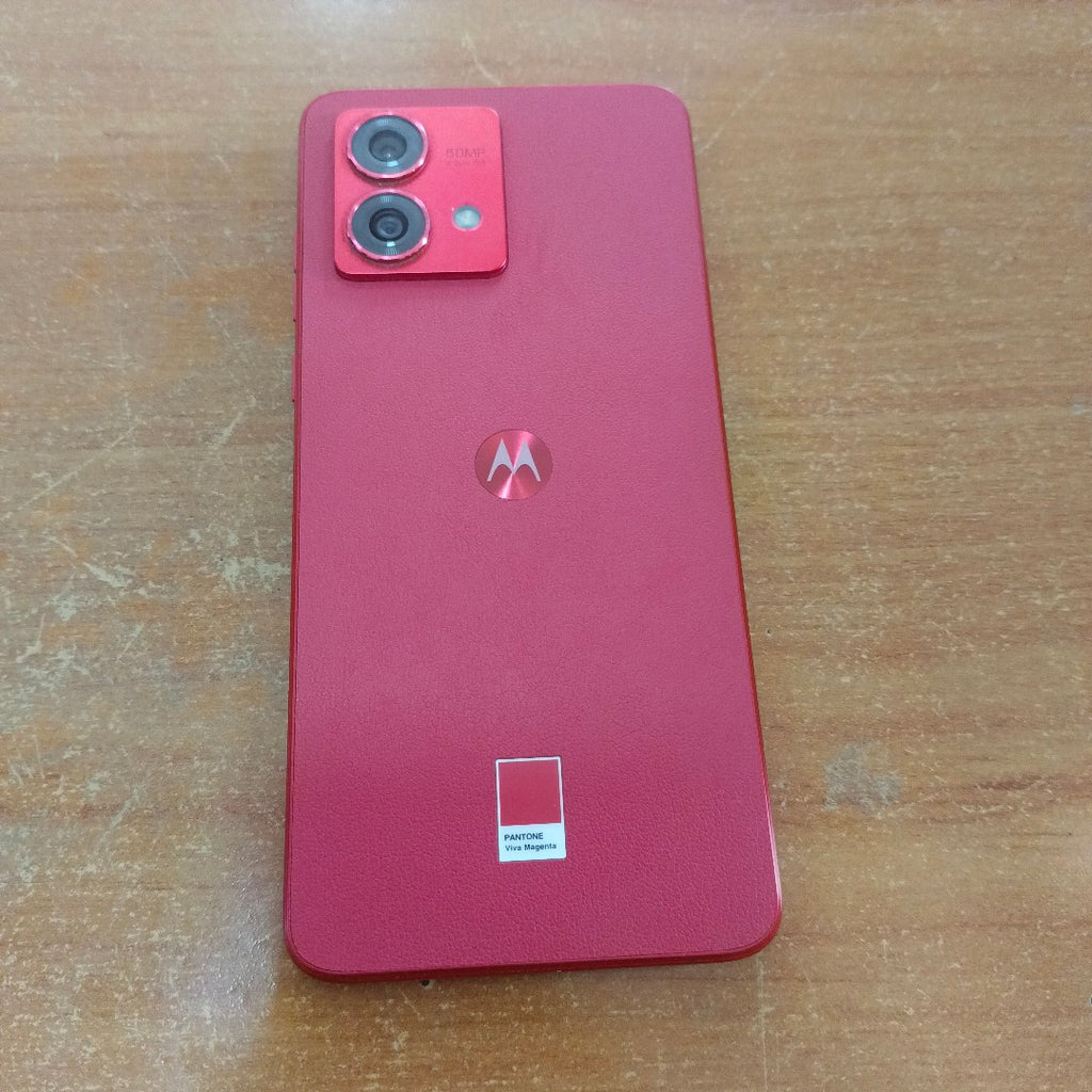 CELULAR MOTOROLA MOTO G84 XT2347-1 (2023) 256 GB 8 GB RAM (SEMINUEVO)