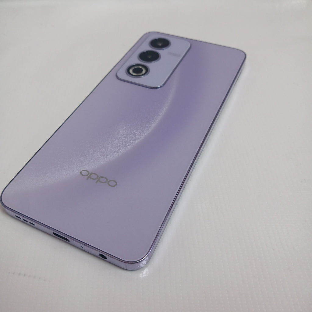 CELULAR OPPO  A80 5G CPH2639 (2024) 256 GB 8 GB RAM (SEMINUEVO)