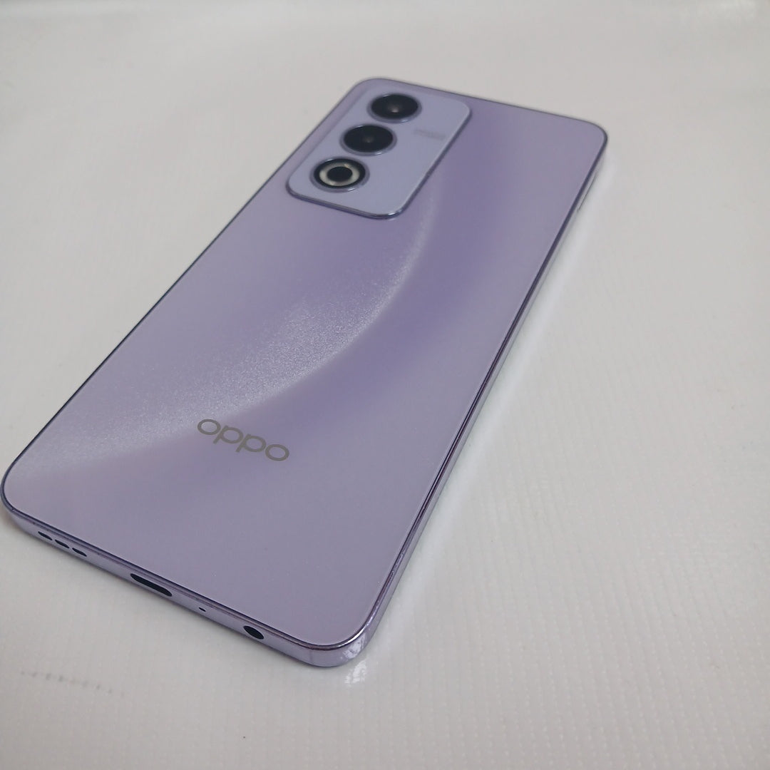 CELULAR OPPO  A80 5G CPH2639 (2024) 256 GB 8 GB RAM (SEMINUEVO)