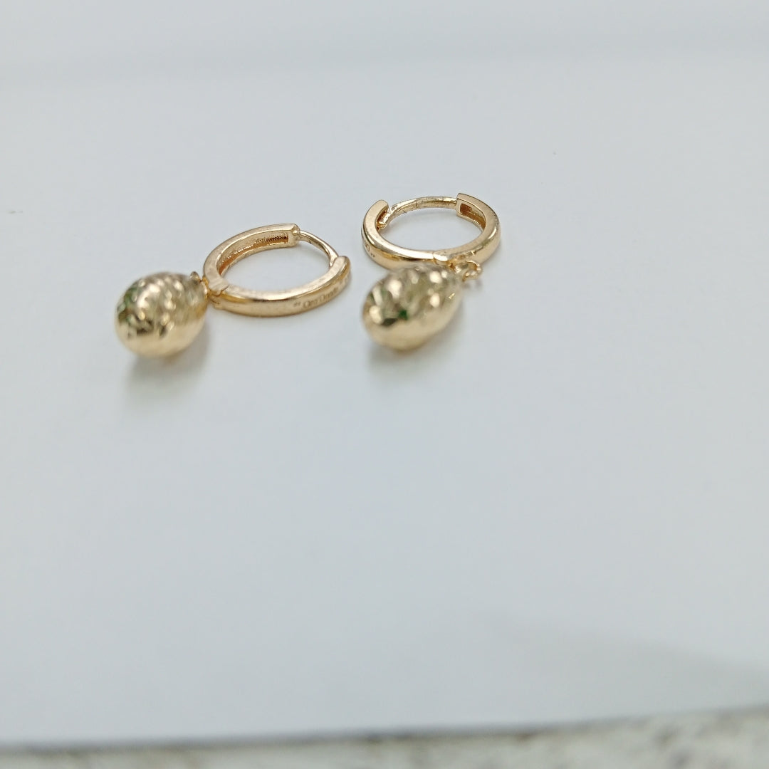 HUGGIES ORO 14K 1.5 (NUEVO)