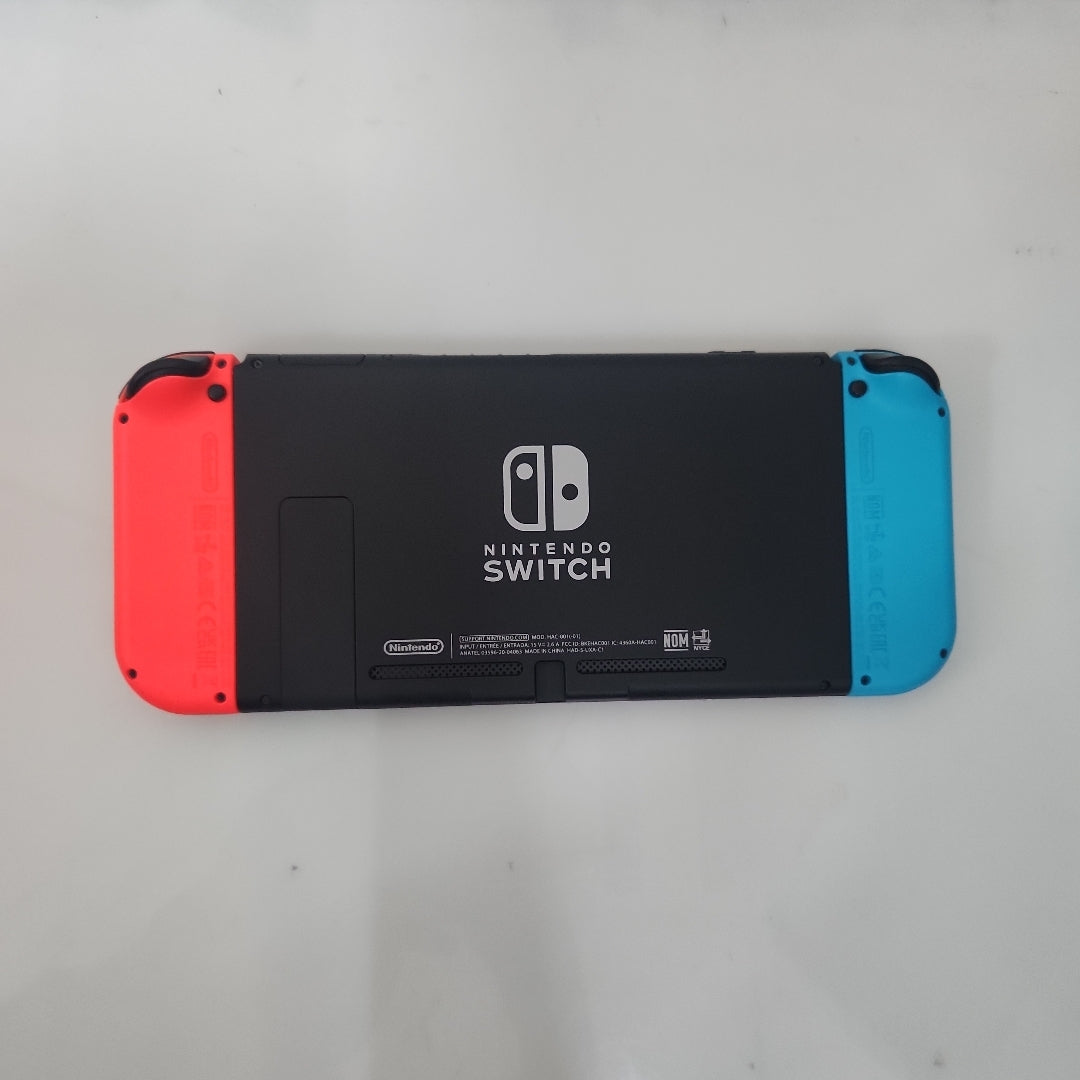 CONSOLA DE VIDEOJUEGO NINTENDO SWITCH 1.1 32 GB (SEMINUEVO)
