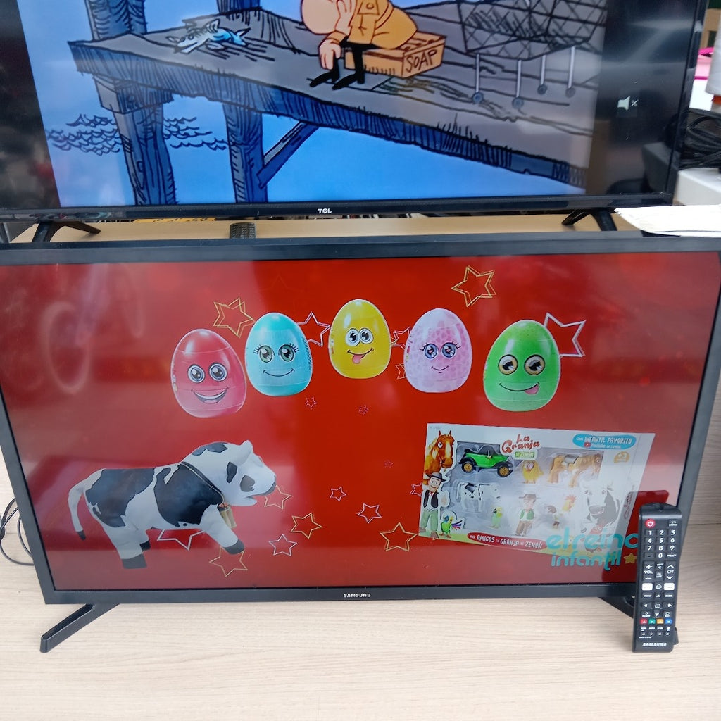 PANTALLA SAMSUNG UN32J4300AF(2016) 32" LED HD (SEMINUEVO)