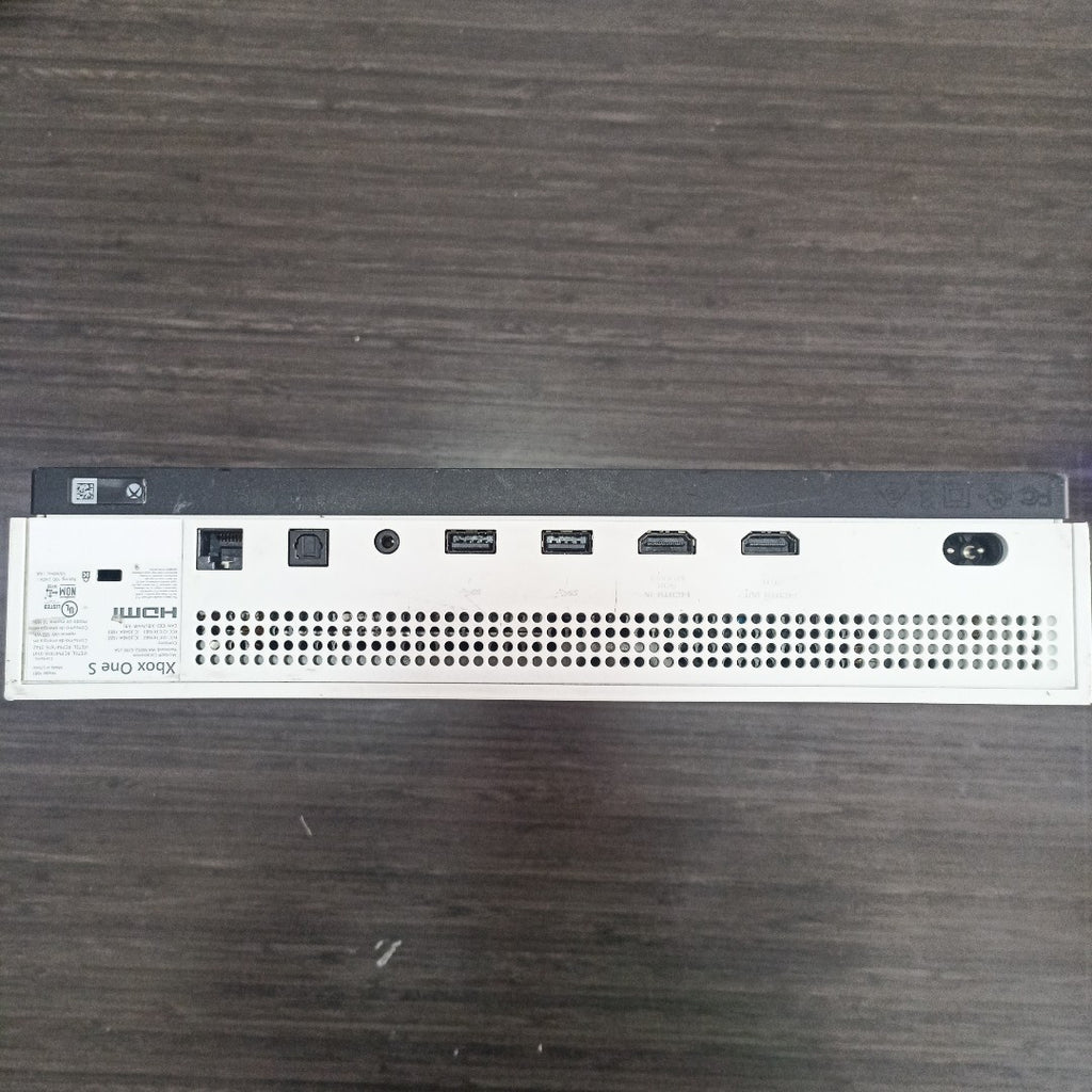 CONSOLA DE VIDEOJUEGO MICROSOFT XBOX ONE S 1 TB (SEMINUEVO)
