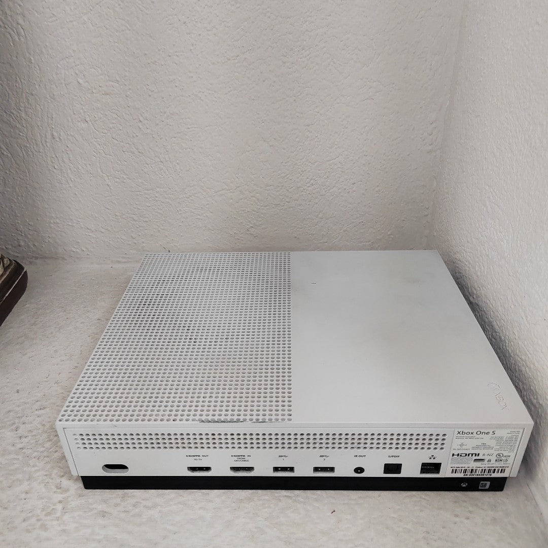 CONSOLA DE VIDEOJUEGO MICROSOFT XBOX ONE S 500 GB  (SEMINUEVO)
