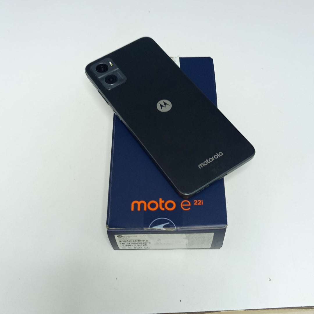 CELULAR MOTOROLA MOTO E22I XT2239-17 64 GB 2 GB RAM (SEMINUEVO)
