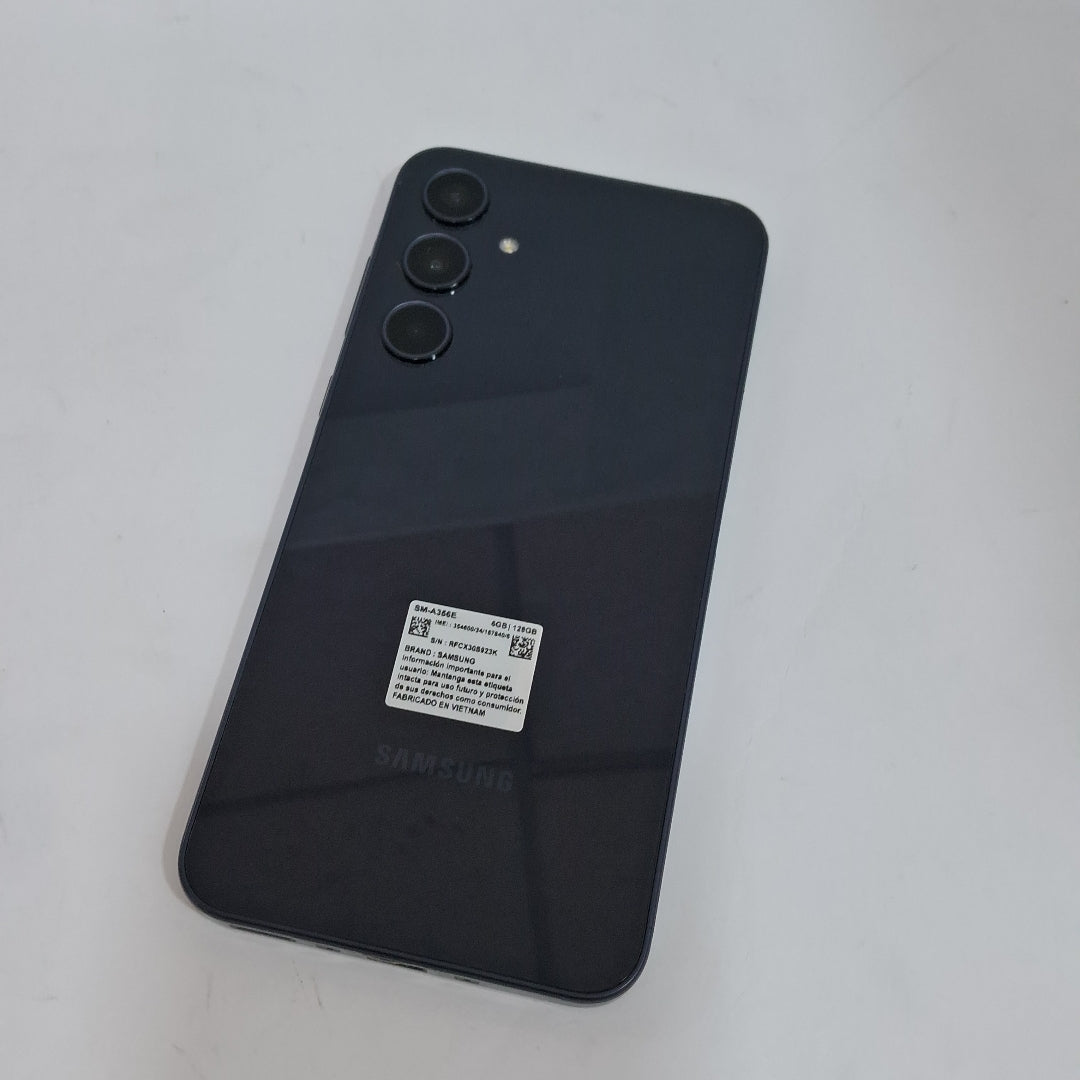 CELULAR SAMSUNG GALAXY A35 5G SM-A356E (2024) 128 GB 6 GB RAM (SEMINUEVO)