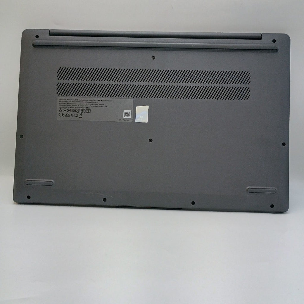 LAPTOP LENOVO IDEAPAD SLIM 3 15IAH8 (2024) 512 GB SSD 8 GB RAM (SEMINUEVO)