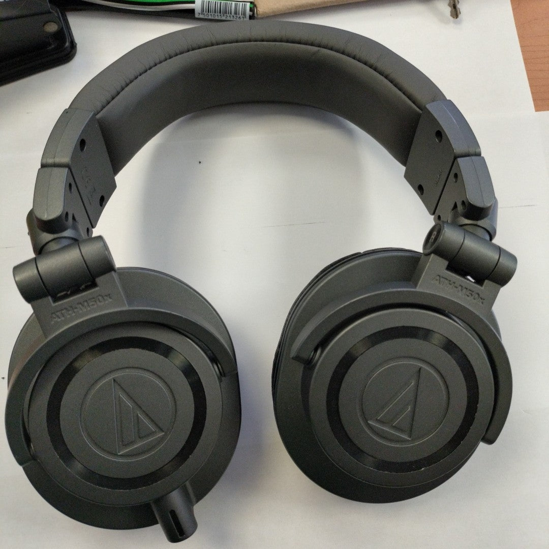 AUDIFONOS AUDIO-TECHNICA ATH-M50X ALAMBRICO OVER EAR (SEMINUEVO)