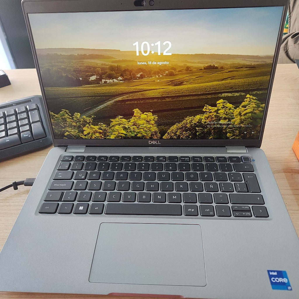 LAPTOP DELL LATITUDE 5440 (2023) 256 GB SSD 16 GB RAM (SEMINUEVO)