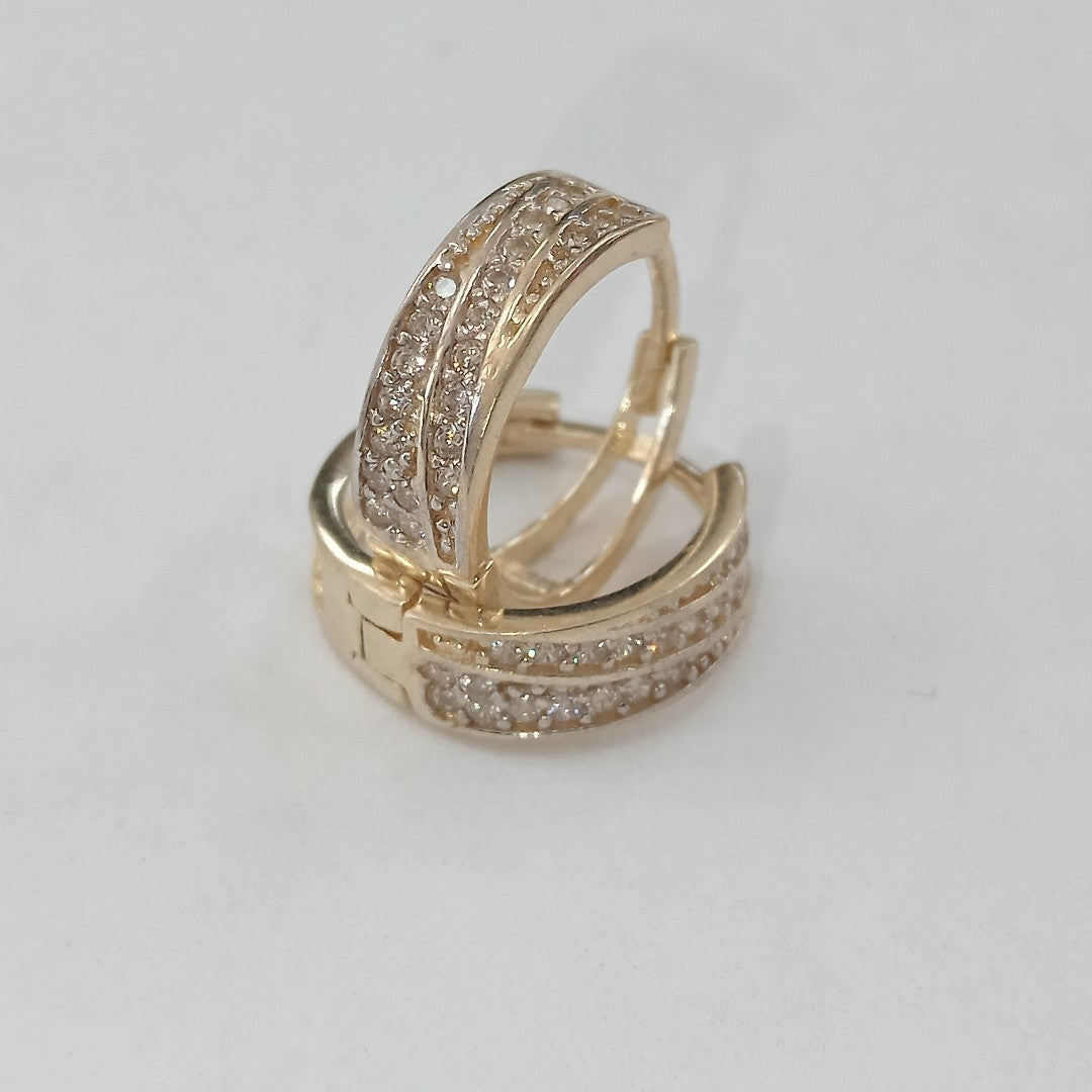 HUGGIES ORO 14K 2.4 (NUEVO)