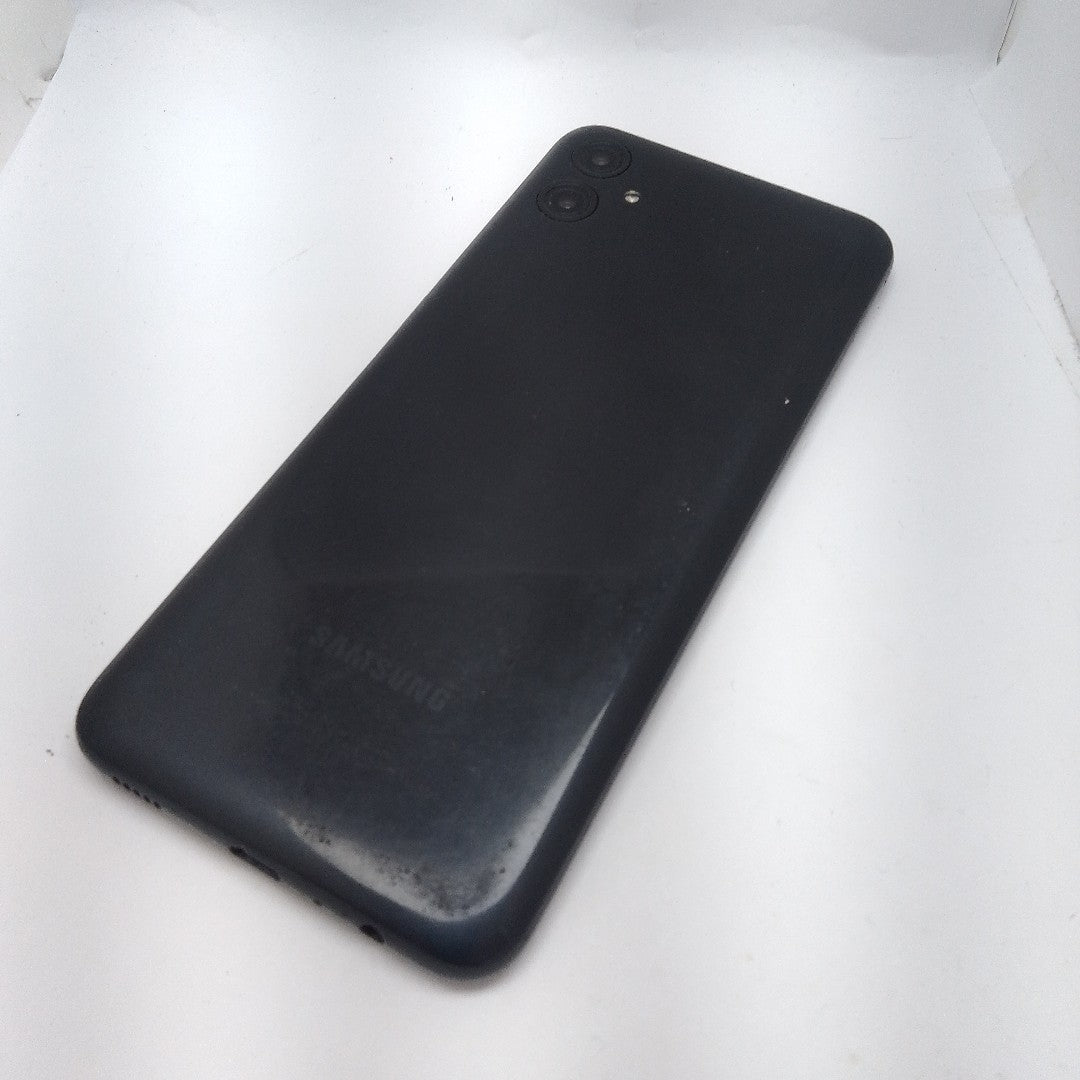 CELULAR SAMSUNG GALAXY A04E SM-A042M 64 GB 3 GB RAM (SEMINUEVO)