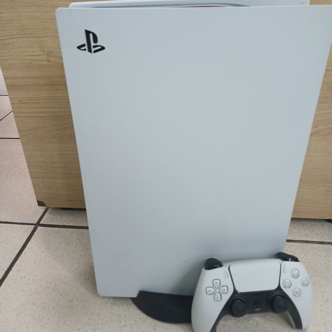 CONSOLA DE VIDEOJUEGO SONY PS5 825 SSD (SEMINUEVO)