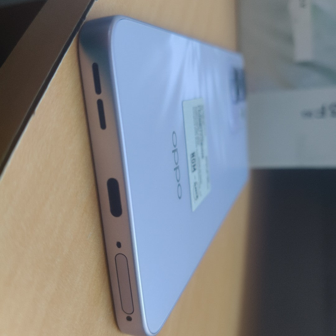 CELULAR OPPO  RENO 13F 5G CPH2699 (2025) 256 GB 12 GB RAM (SEMINUEVO)