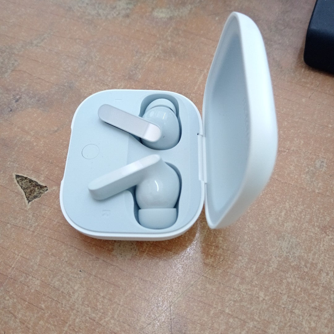 AUDIFONOS MOTOROLA MOTO BUDS XT2443-1 INALAMBRICO IN EAR (SEMINUEVO)