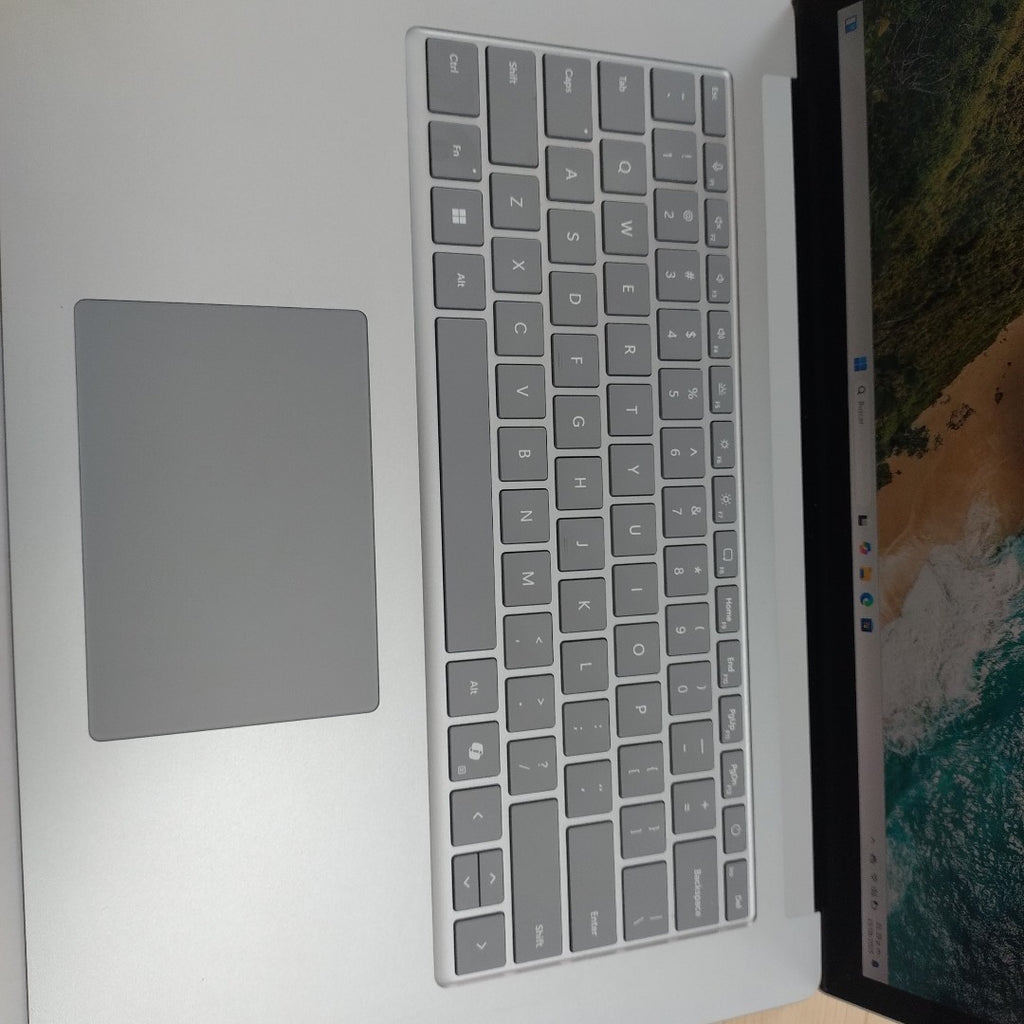 LAPTOP MICROSOFT SURFACE LAPTOP 6 2035 (2024) 1 TB SSD 32 GB RAM (SEMINUEVO)