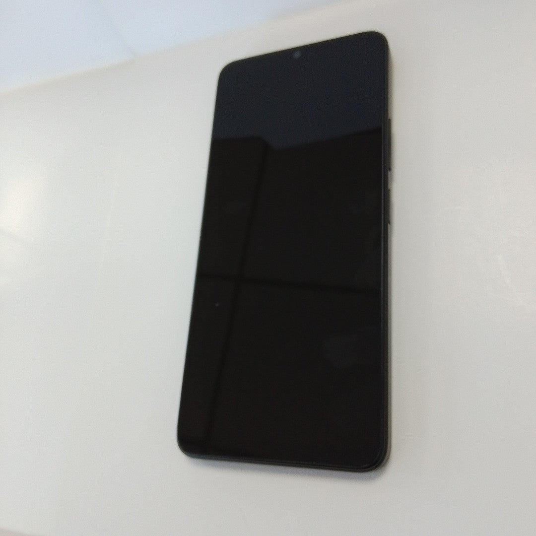 CELULAR XIAOMI REDMI A3 2312CRNCCL (2024) 64 GB 3 GB RAM (SEMINUEVO)