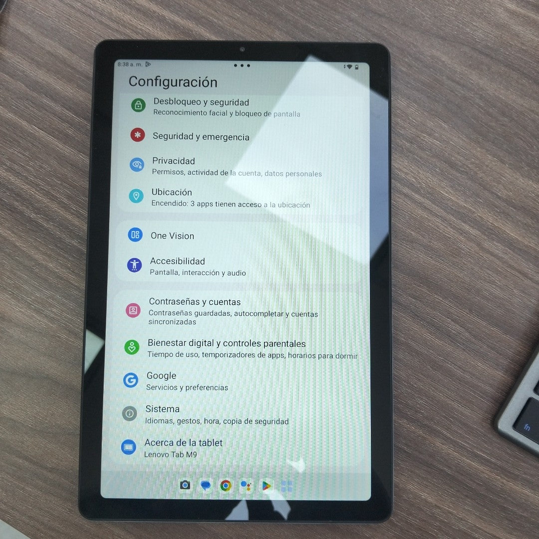 TABLETA LENOVO TAB M9 TB310FU (2023) 64 GB 4 GB RAM (SEMINUEVO)
