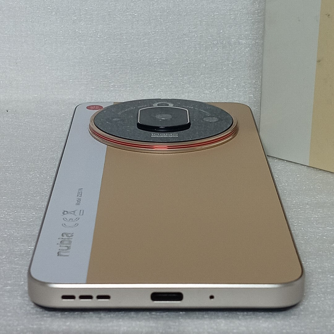 CELULAR NUBIA  FOCUS PRO 5G Z2351N 256 GB 8 GB RAM (SEMINUEVO)