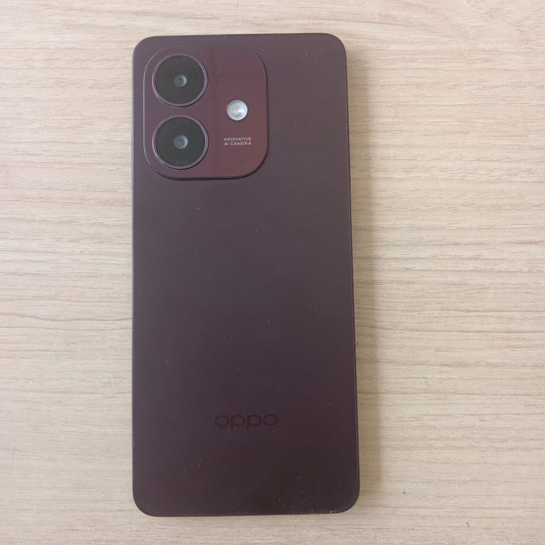 CELULAR OPPO  A40 CPH2669 (2024) 256 GB 4 GB RAM (SEMINUEVO)