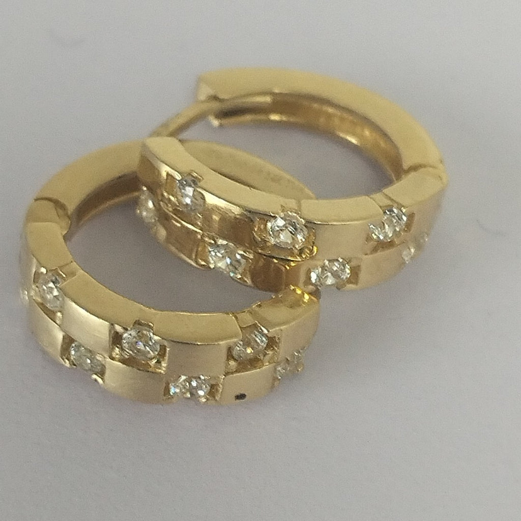 HUGGIES ORO 14K 1.9 (NUEVO)