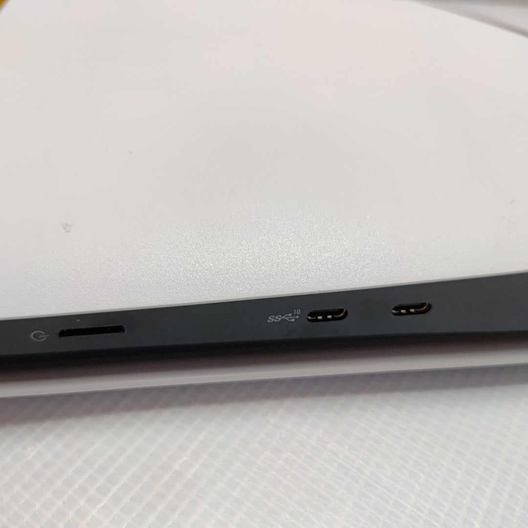 CONSOLA DE VIDEOJUEGO SONY PS5 DIGITAL 825 SSD (SEMINUEVO)