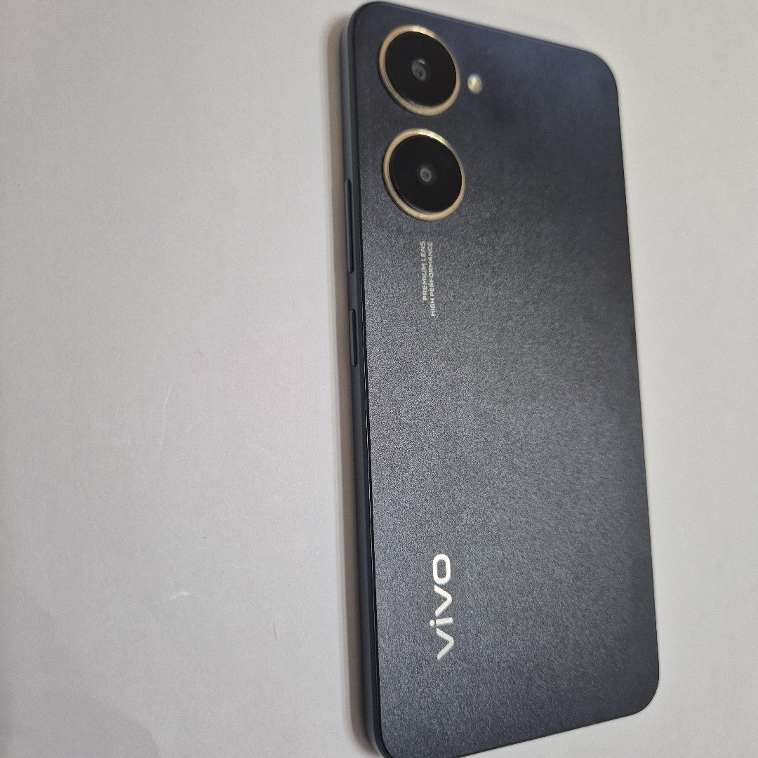 CELULAR VIVO Y03 V2332 (2024) 128 GB 4 GB RAM (SEMINUEVO)