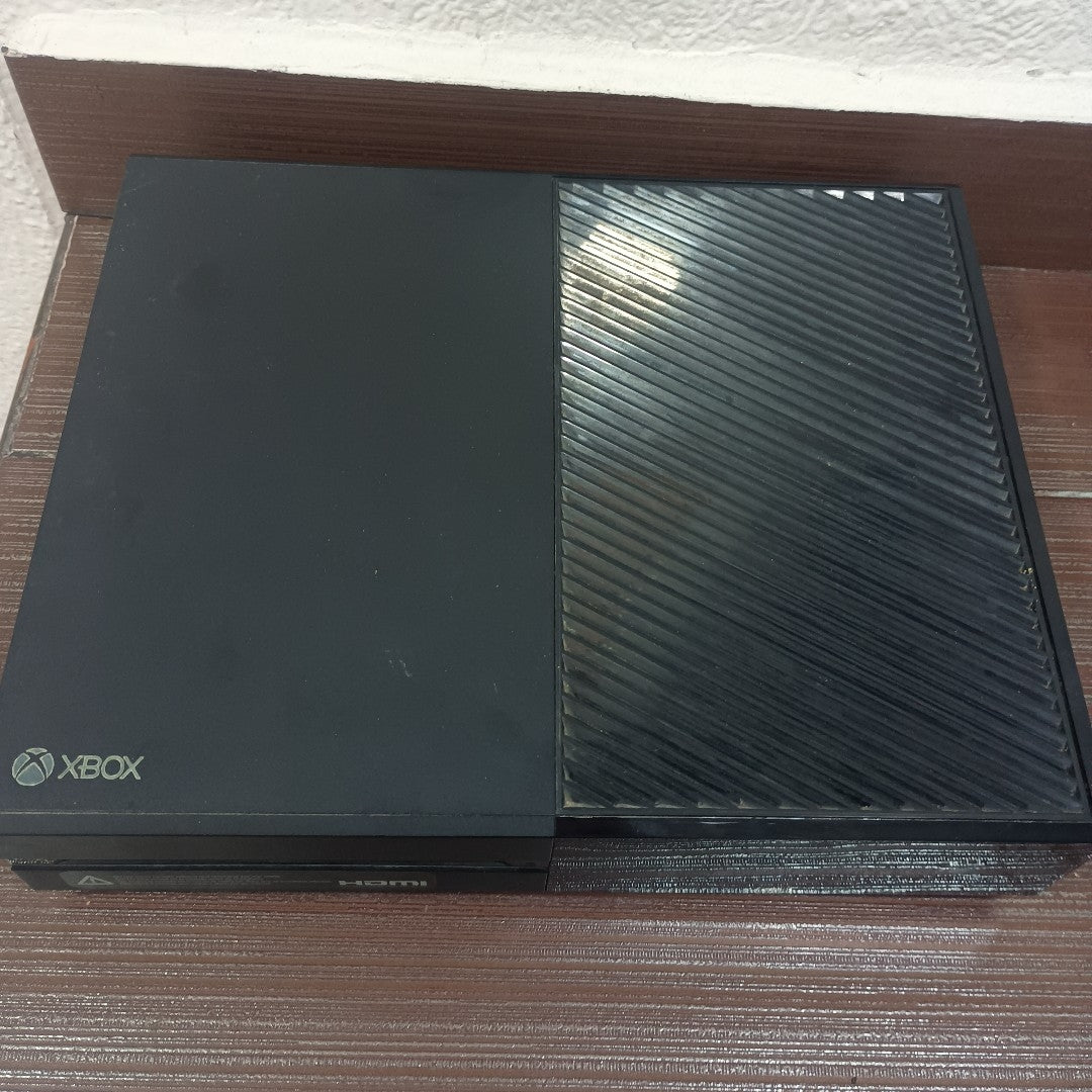 CONSOLA DE VIDEOJUEGO MICROSOFT XBOX ONE 500 GB  (SEMINUEVO)