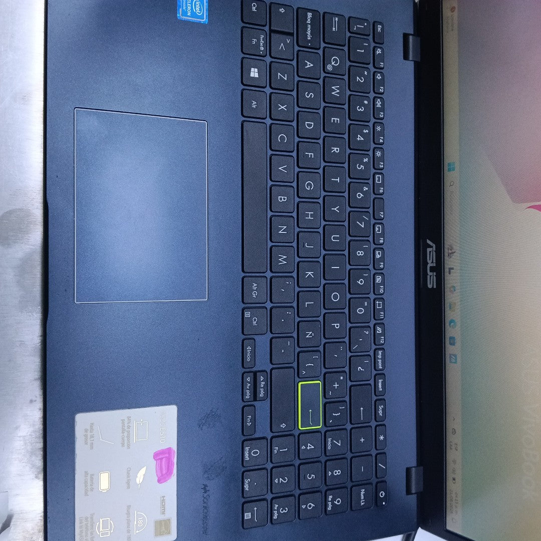 LAPTOP ASUS E510MA-BR580W (2022) 128 GB SSD 4 GB RAM (SEMINUEVO)