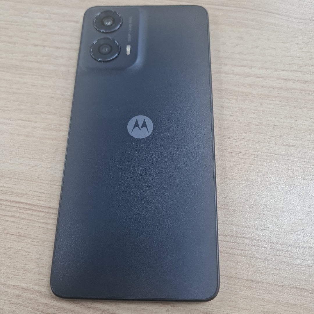 CELULAR MOTOROLA MOTO G24 XT2423-1 (2024) 256 GB 4 GB RAM (SEMINUEVO)