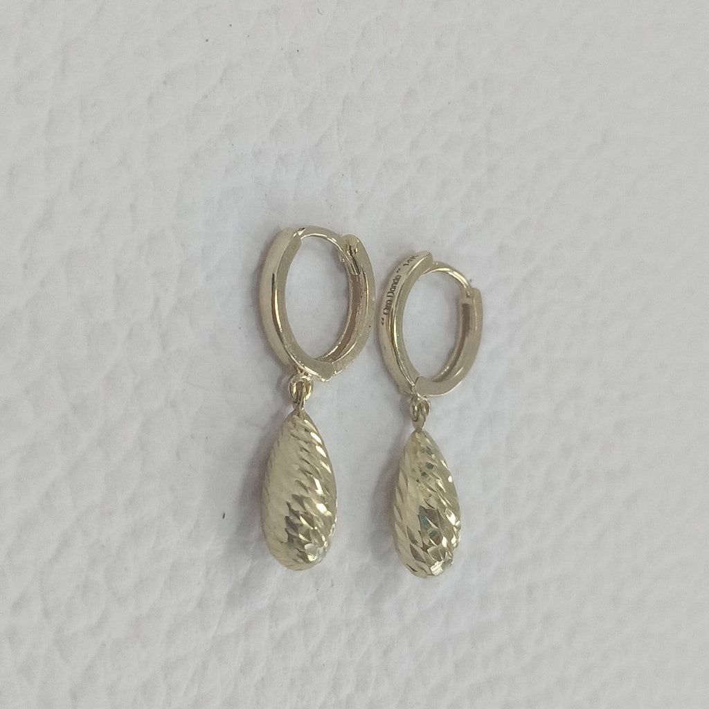 HUGGIES ORO 14K 1.5 (NUEVO)