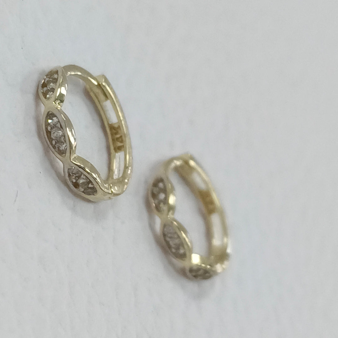 HUGGIES ORO 14K 1.2 (NUEVO)